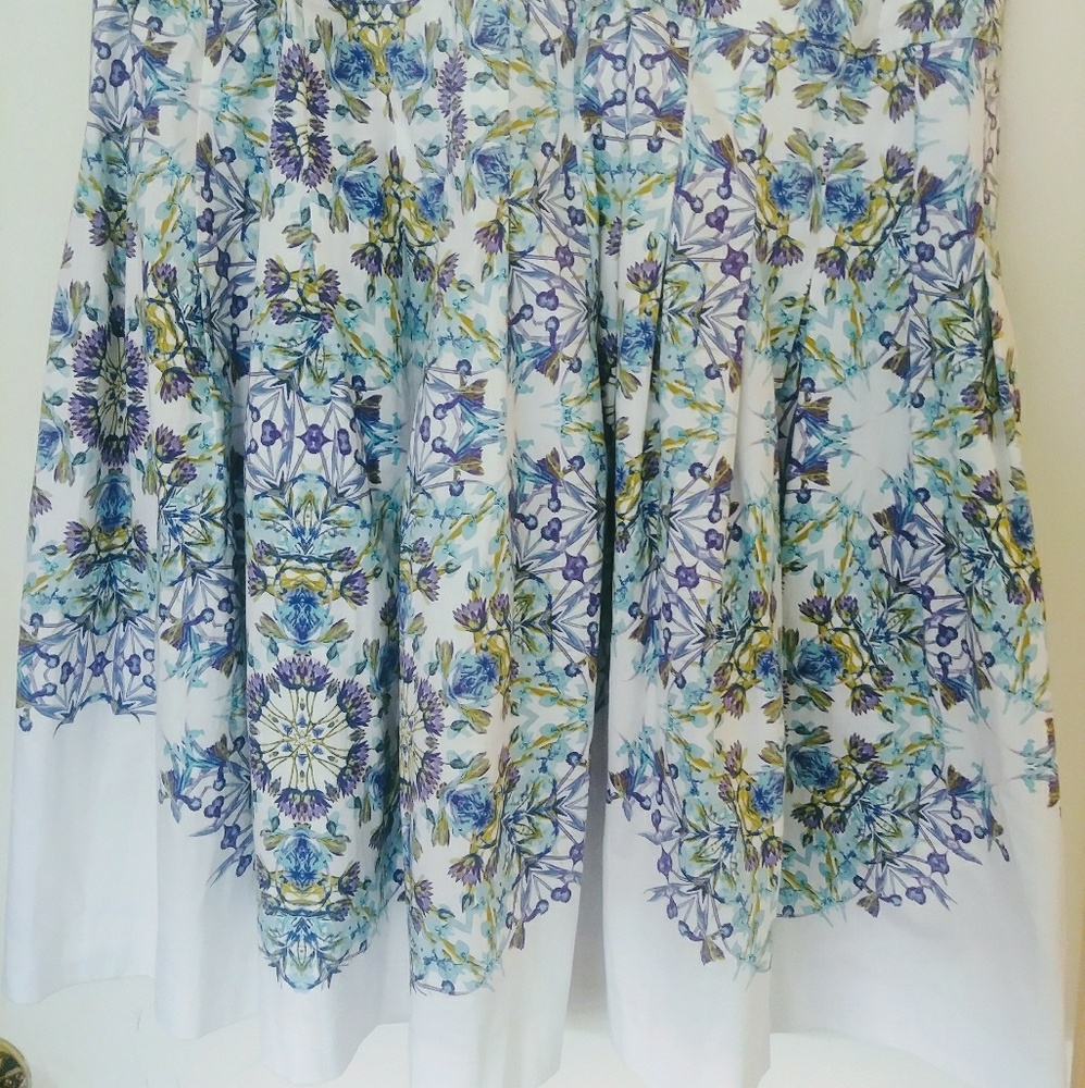 BEAUTIFUL Talbots floral knee length skirt!